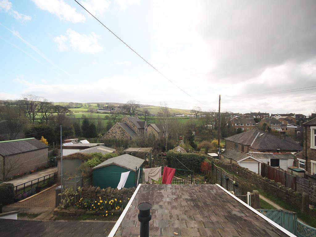 3 bedroom end terrace house Let Agreed in Earby - IMG_2259.jpg